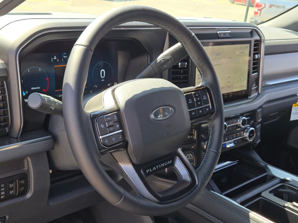 2026 Ford F-350 Super Duty Platinum - Photo 14