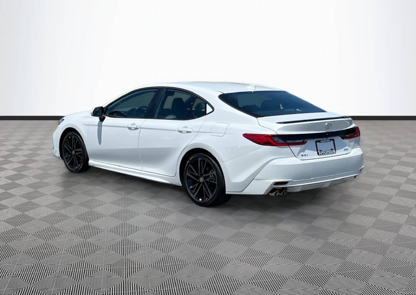 2026 Toyota Camry XSE - Photo 6