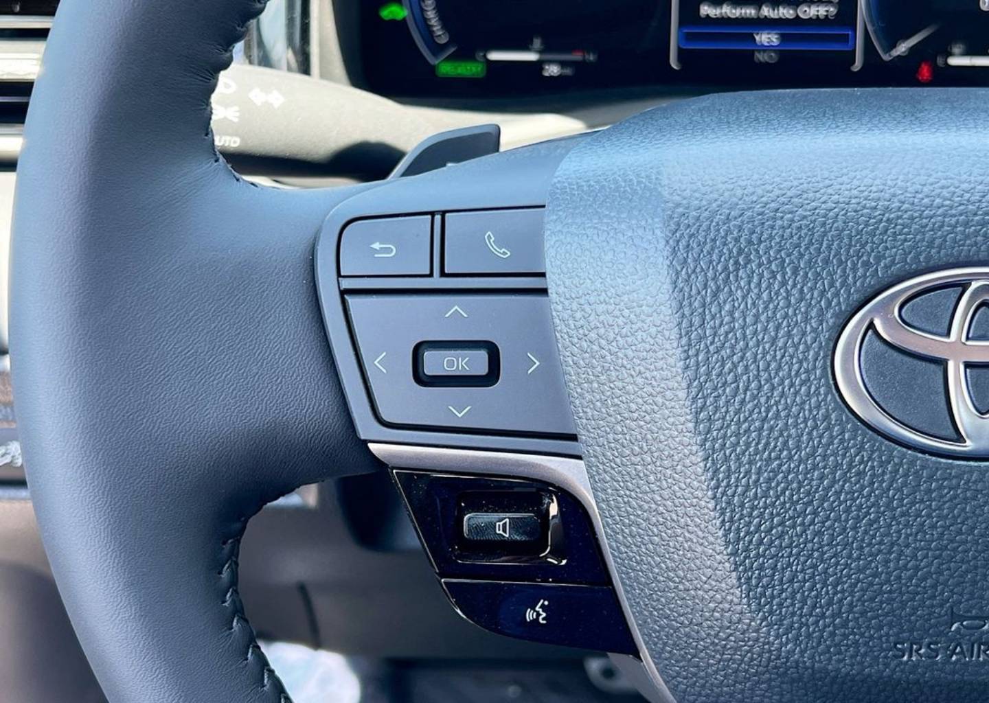 2026 Toyota Camry XSE - Photo 13