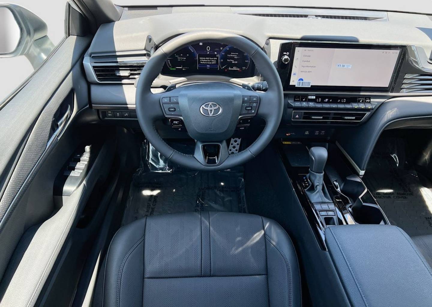 2026 Toyota Camry XSE - Photo 25