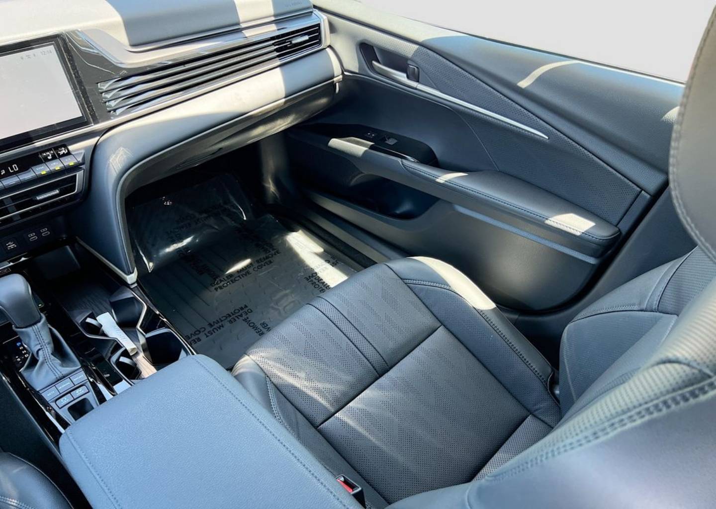 2026 Toyota Camry XSE - Photo 26