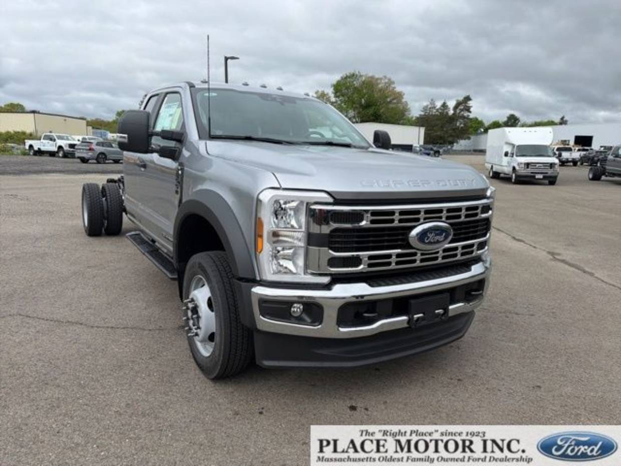 2026 Ford F-550 Super Duty Chassis Cab