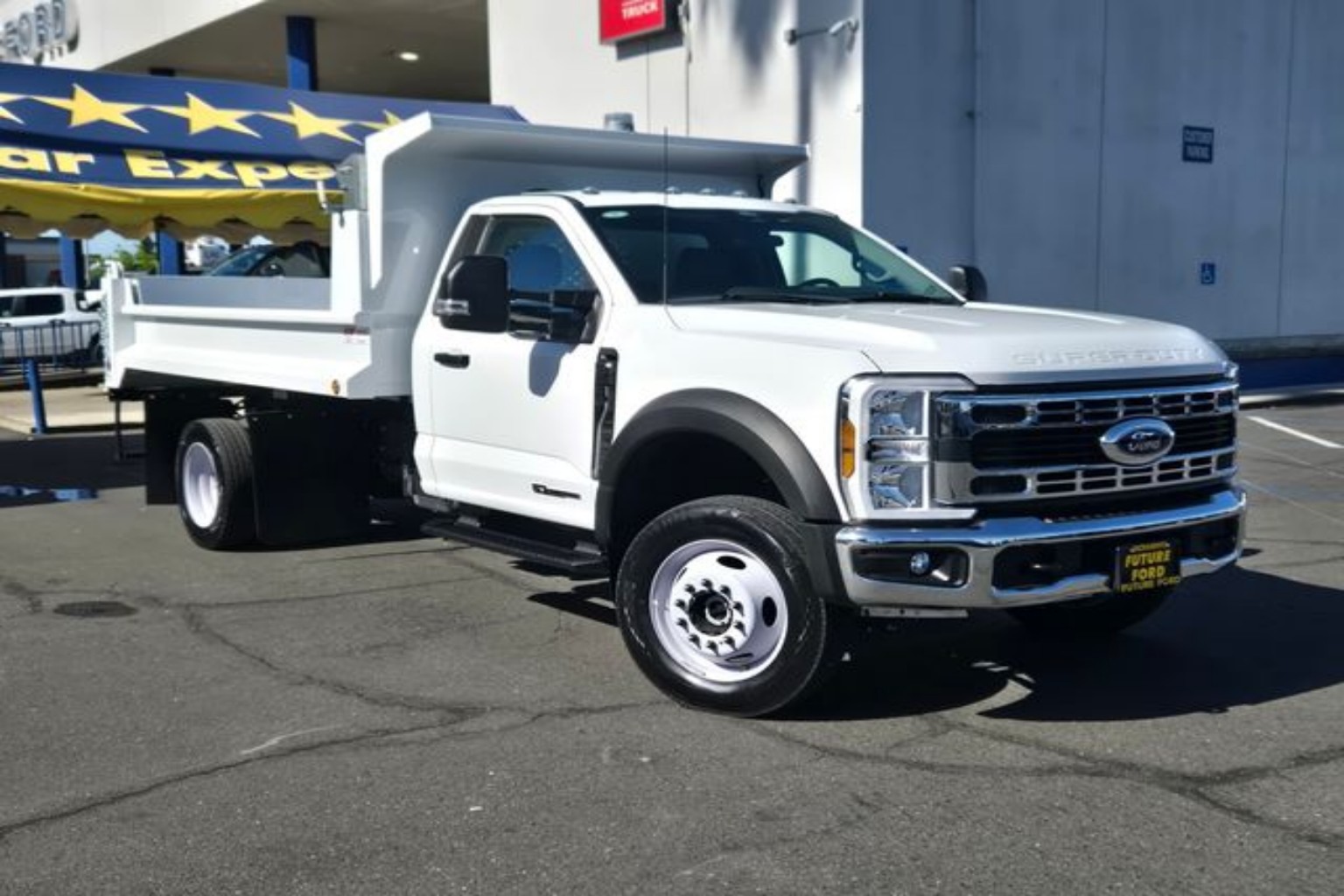 2024 Ford F-550 Super Duty Chassis Cab