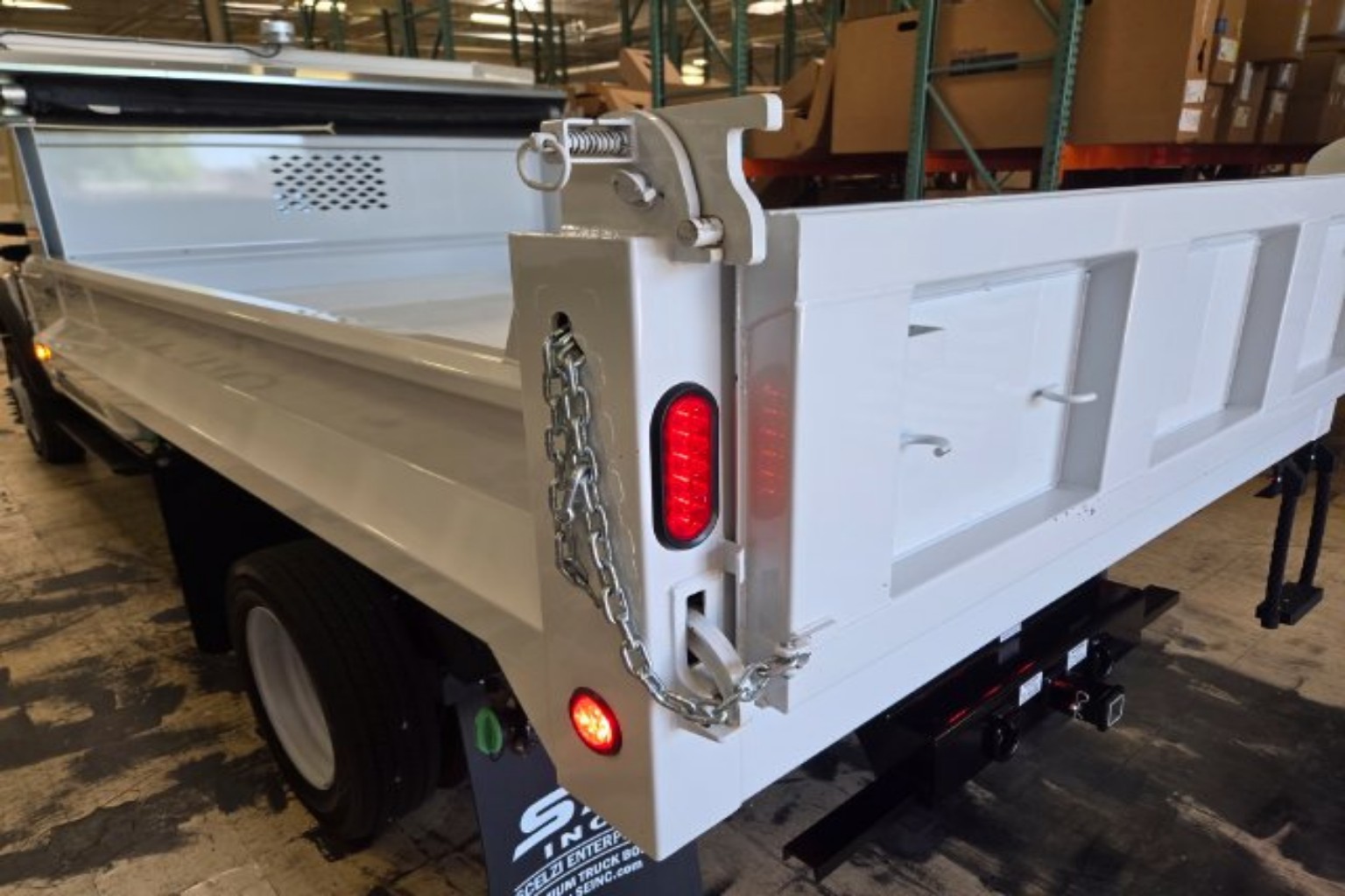 2024 Ford F-550 Super Duty Chassis Cab XL - Photo 14