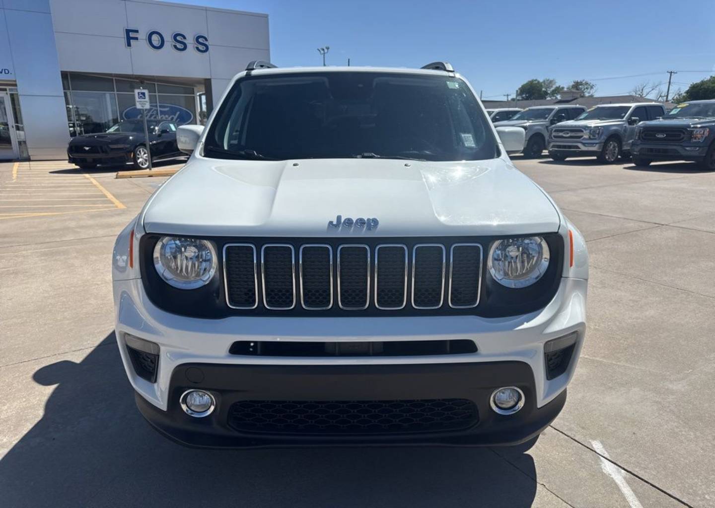 Used 2019 Jeep Renegade Latitude with VIN ZACNJABB1KPK76253 for sale in Liberal, KS