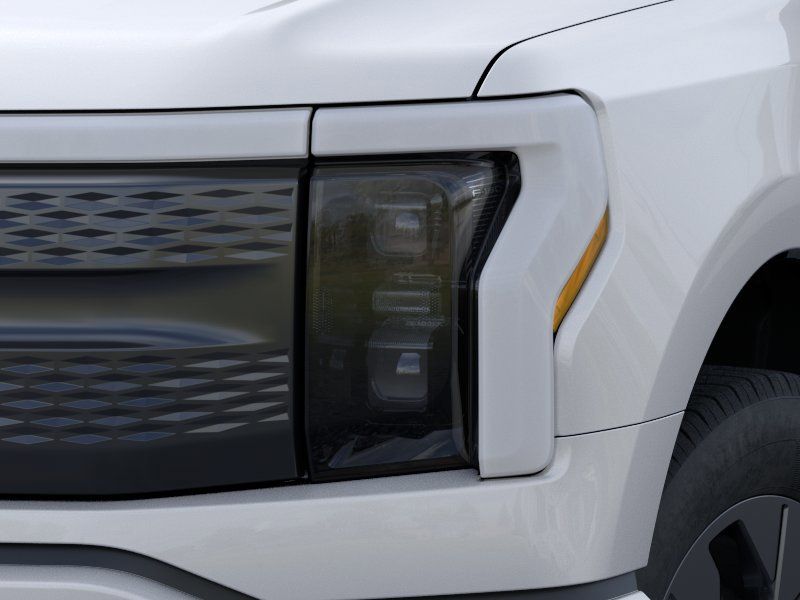 2025 Ford F-150 Lightning Flash - Photo 23