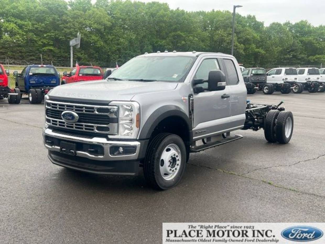 2026 Ford F-550 Super Duty Chassis Cab