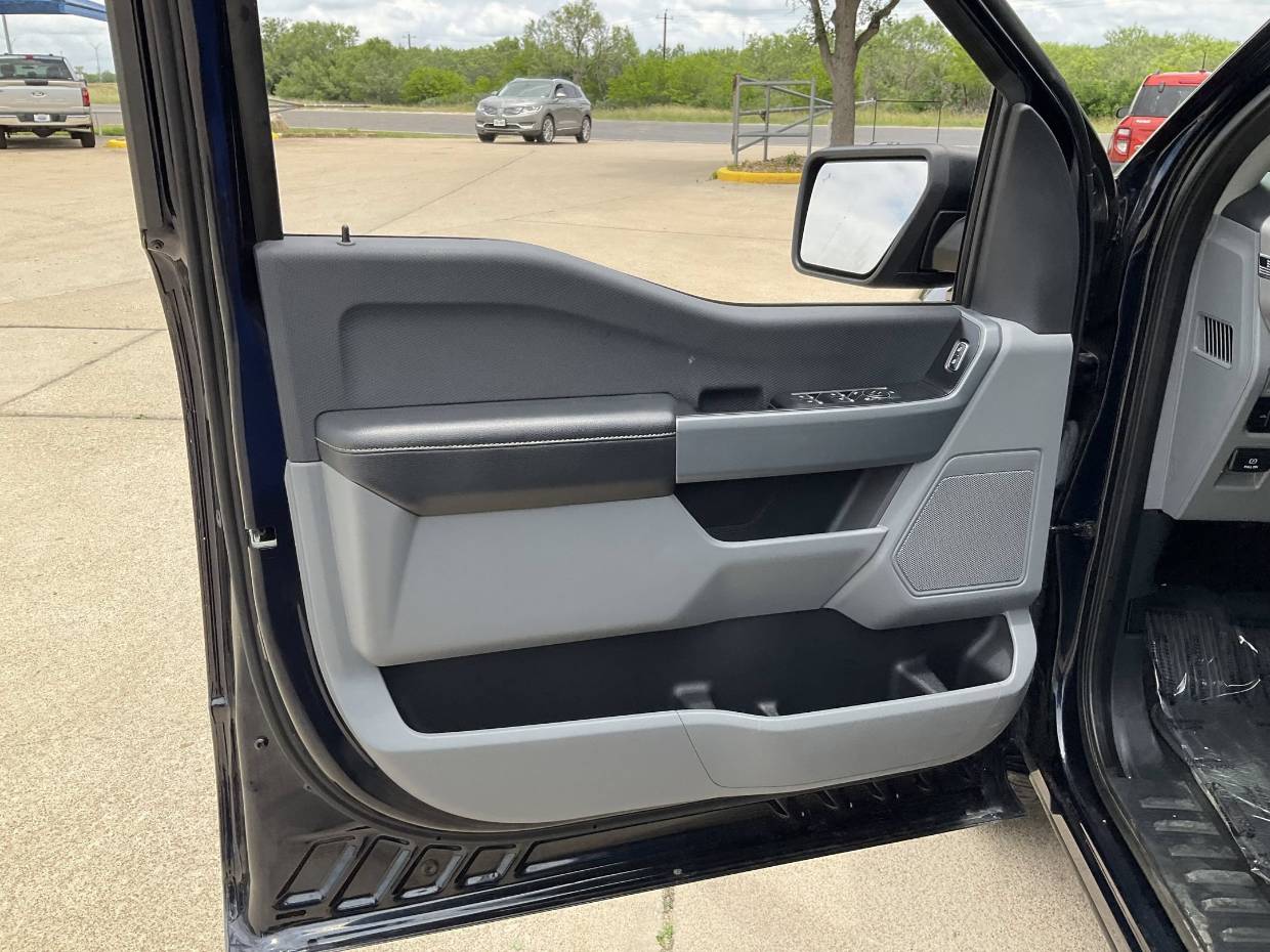 2023 Ford F-150 XLT - Photo 7