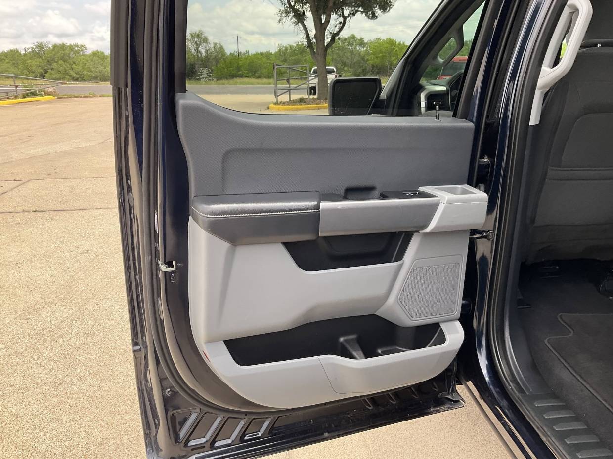 2023 Ford F-150 XLT - Photo 11
