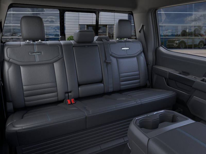 2025 Ford F-250 Super Duty Platinum - Photo 11