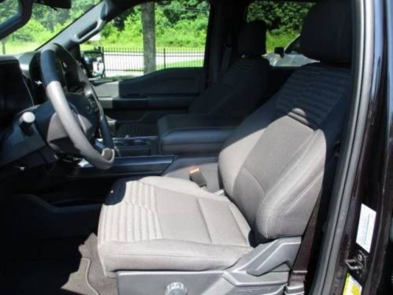 2023 Ford F-150 XL - Photo 6