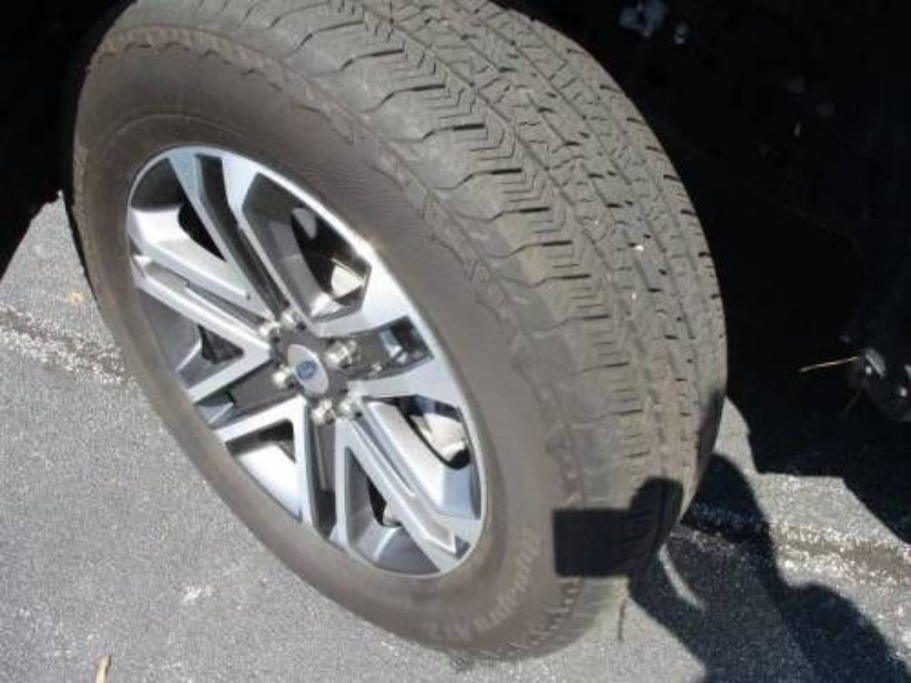 2023 Ford F-150 XL - Photo 10