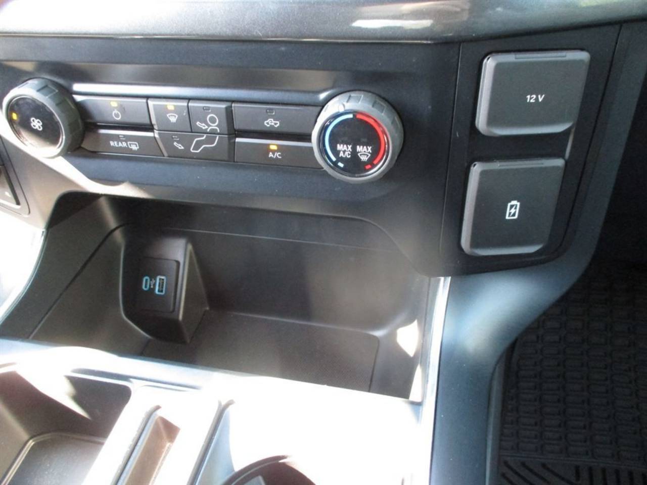 2023 Ford F-150 XL - Photo 11