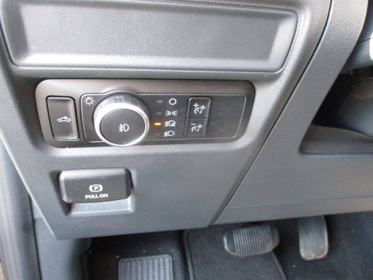 2023 Ford F-150 XL - Photo 13