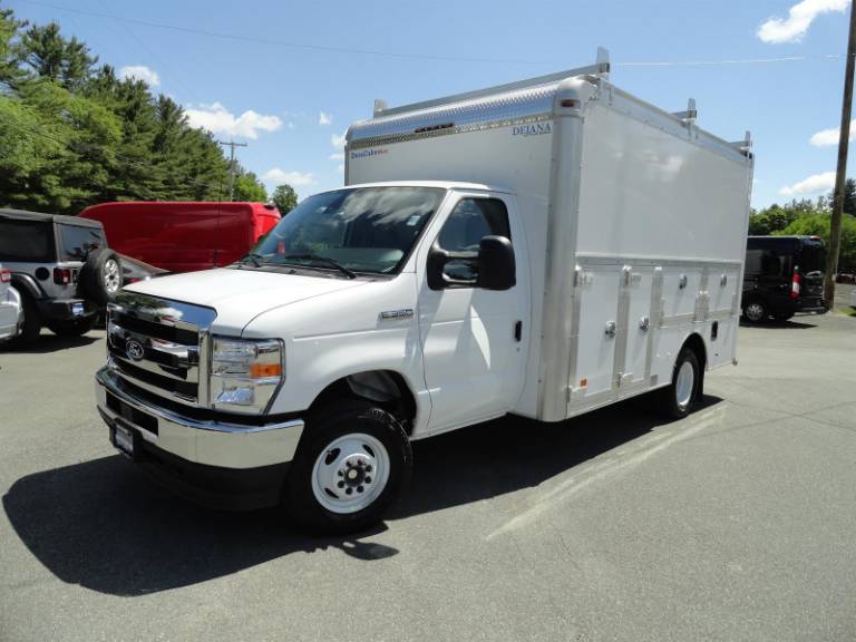 2027 Ford E-Series Cutaway E-350 SRW