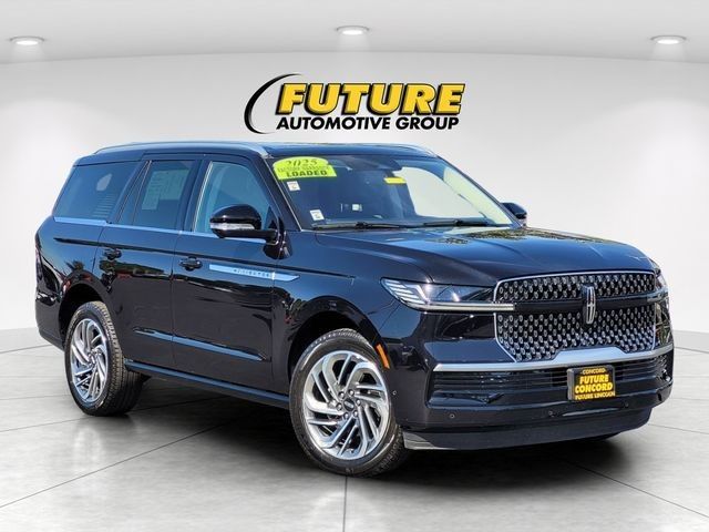 Used 2025 Lincoln Navigator Reserve