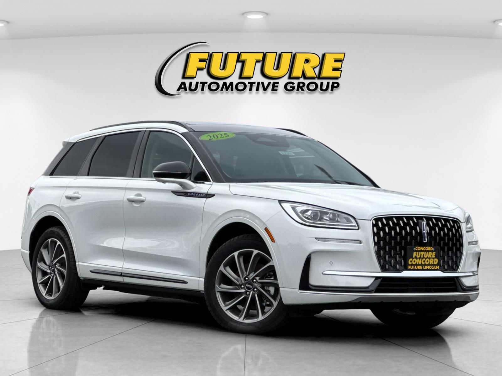 New 2025 Lincoln Corsair Plug-In Hybrid Grand Touring