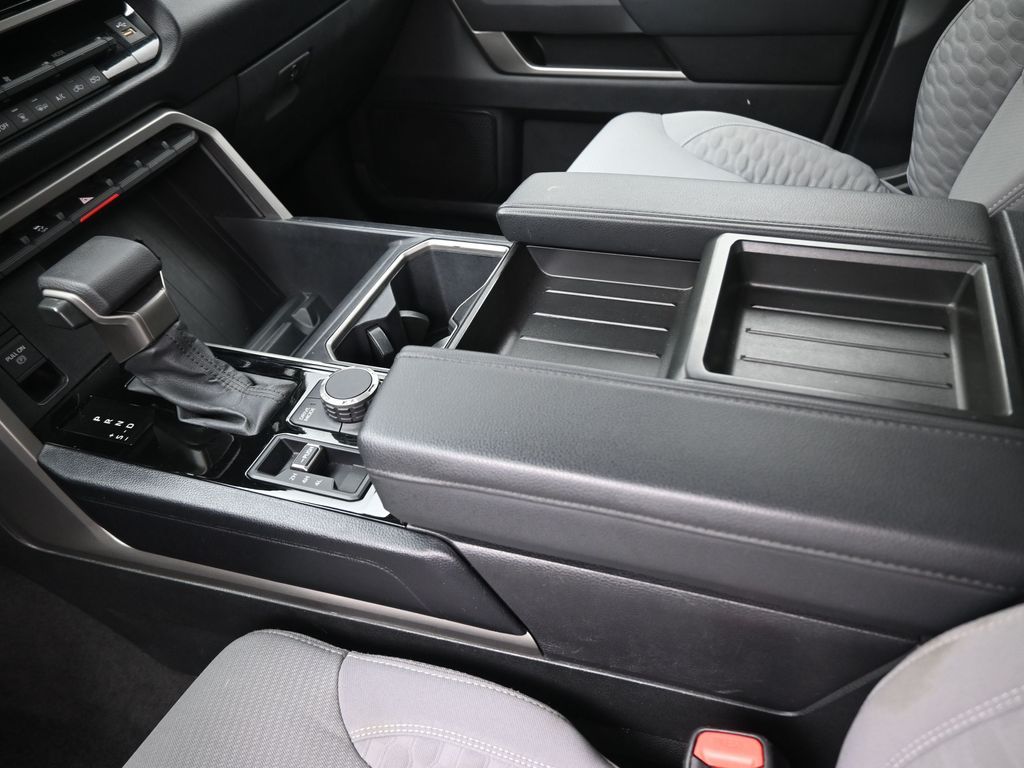 2023 Toyota Tundra SR5 - Photo 32
