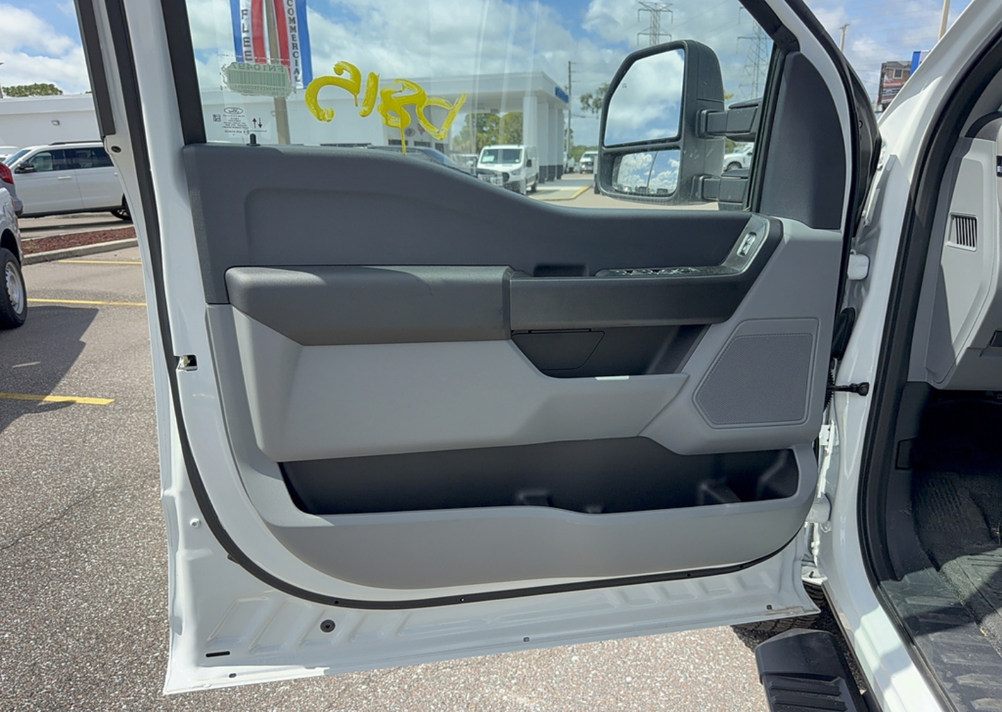 2026 Ford F-350 Super Duty Chassis Cab XL - Photo 11