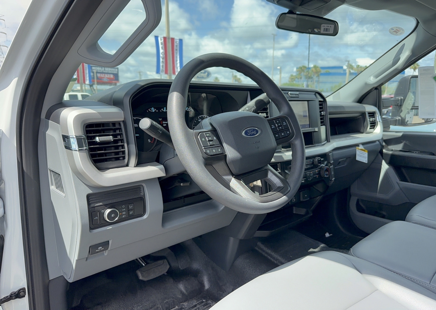 2026 Ford F-350 Super Duty Chassis Cab XL - Photo 13