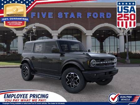 2026 Ford Bronco Outer Banks
