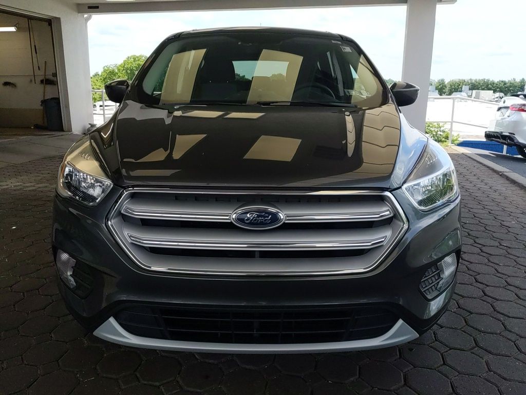 Used 2019 Ford Escape SE with VIN 1FMCU9GD7KUB98050 for sale in Wexford, PA