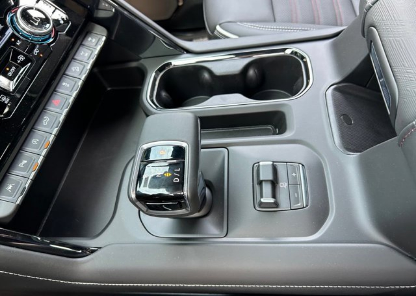 2026 GMC Sierra 1500 AT4X - Photo 44