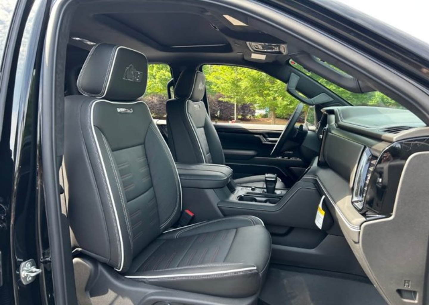 2026 GMC Sierra 1500 AT4X - Photo 57