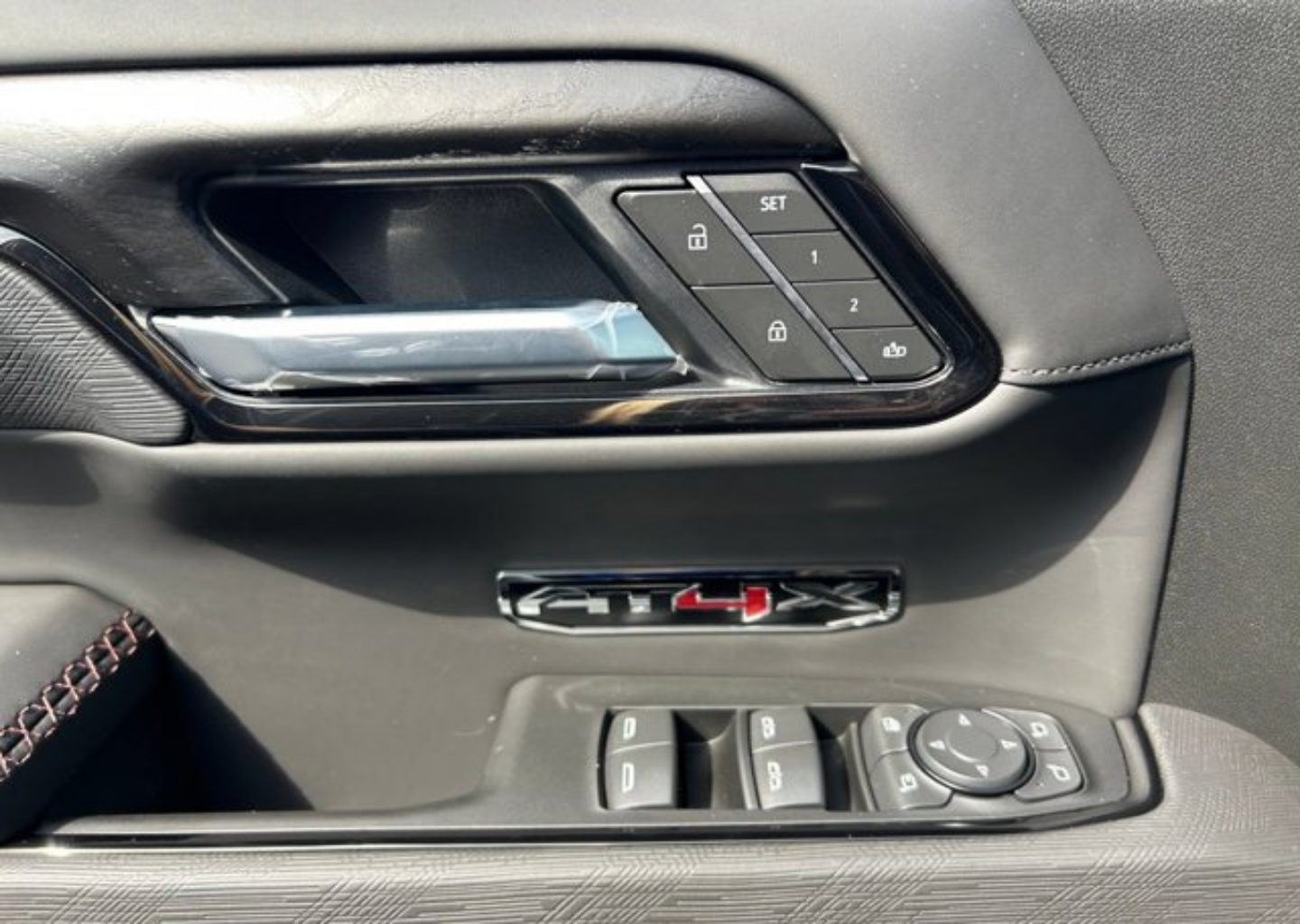 2026 GMC Sierra 1500 AT4X - Photo 62