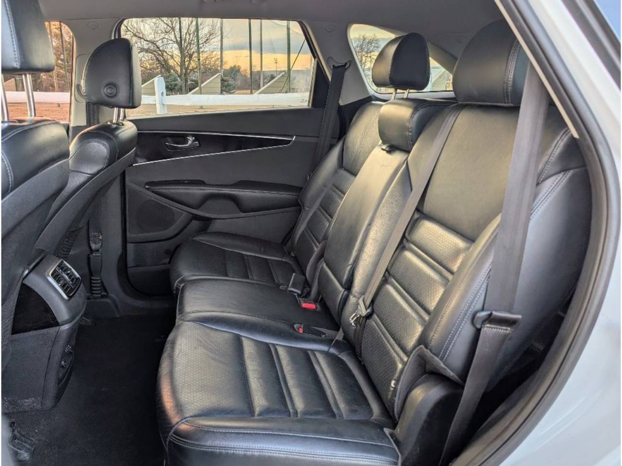 2019 Kia Sorento EX - Photo 16