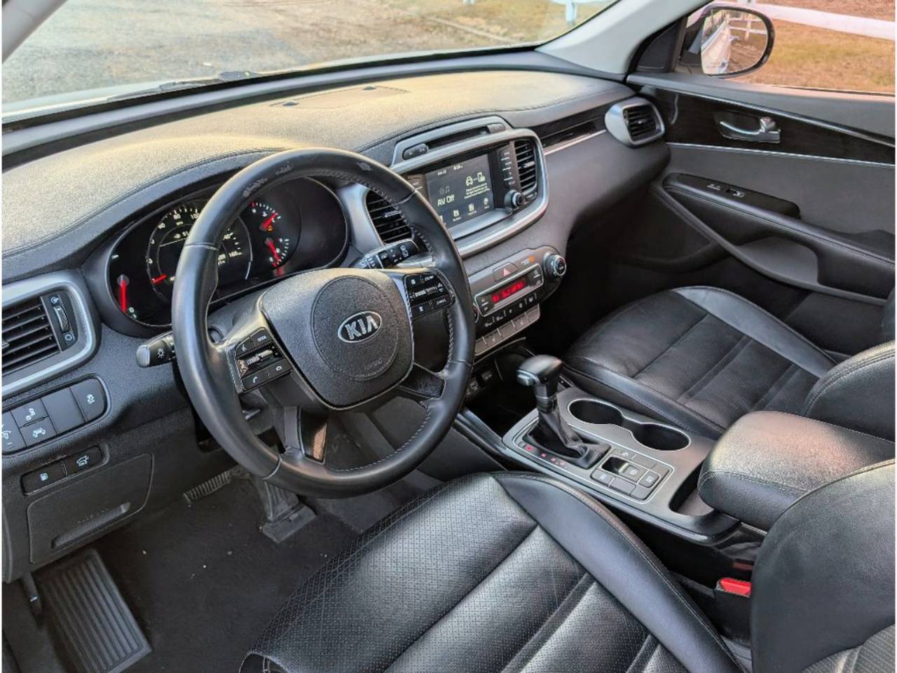 2019 Kia Sorento EX - Photo 18