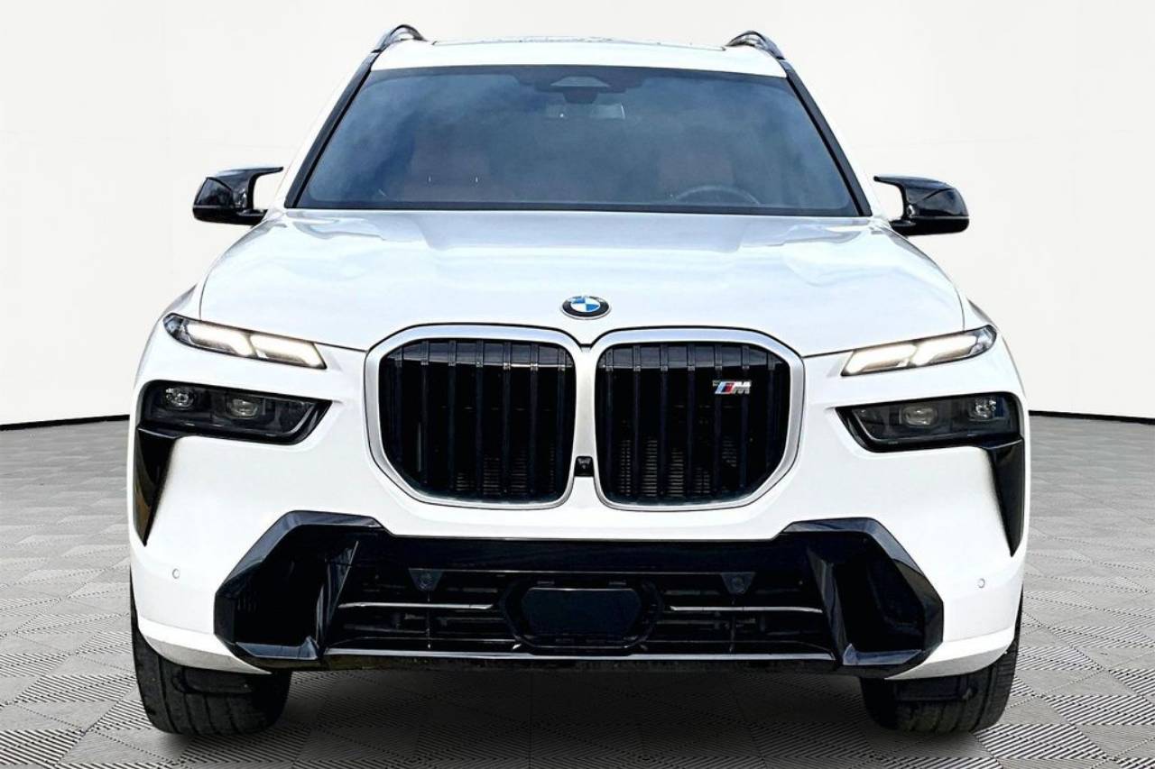 Certified 2025 BMW X7 M60i with VIN 5UX33EM05S9Y13889 for sale in Kansas City