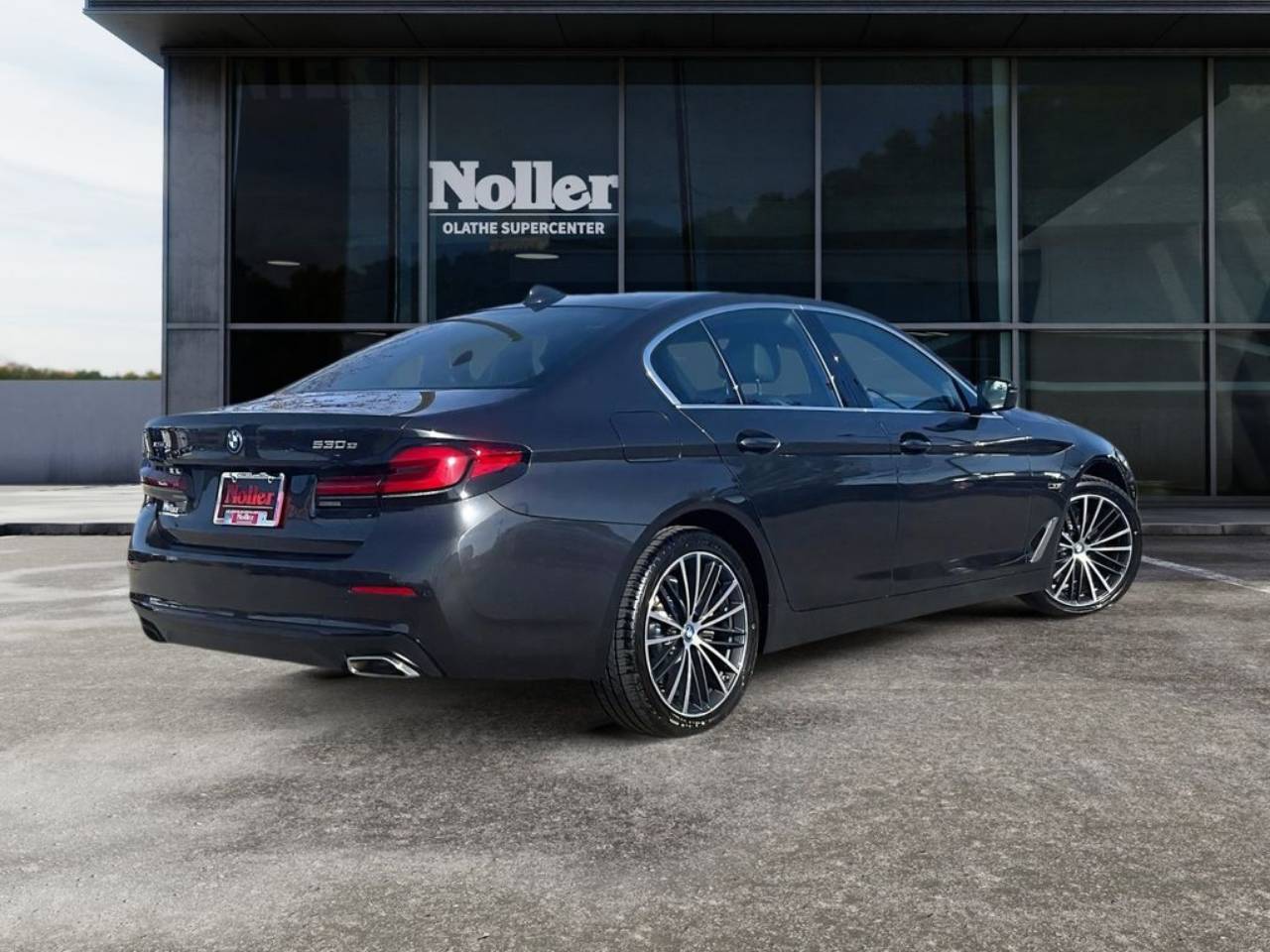 2023 BMW 5 Series 530e xDrive iPerformance Sedan's photo