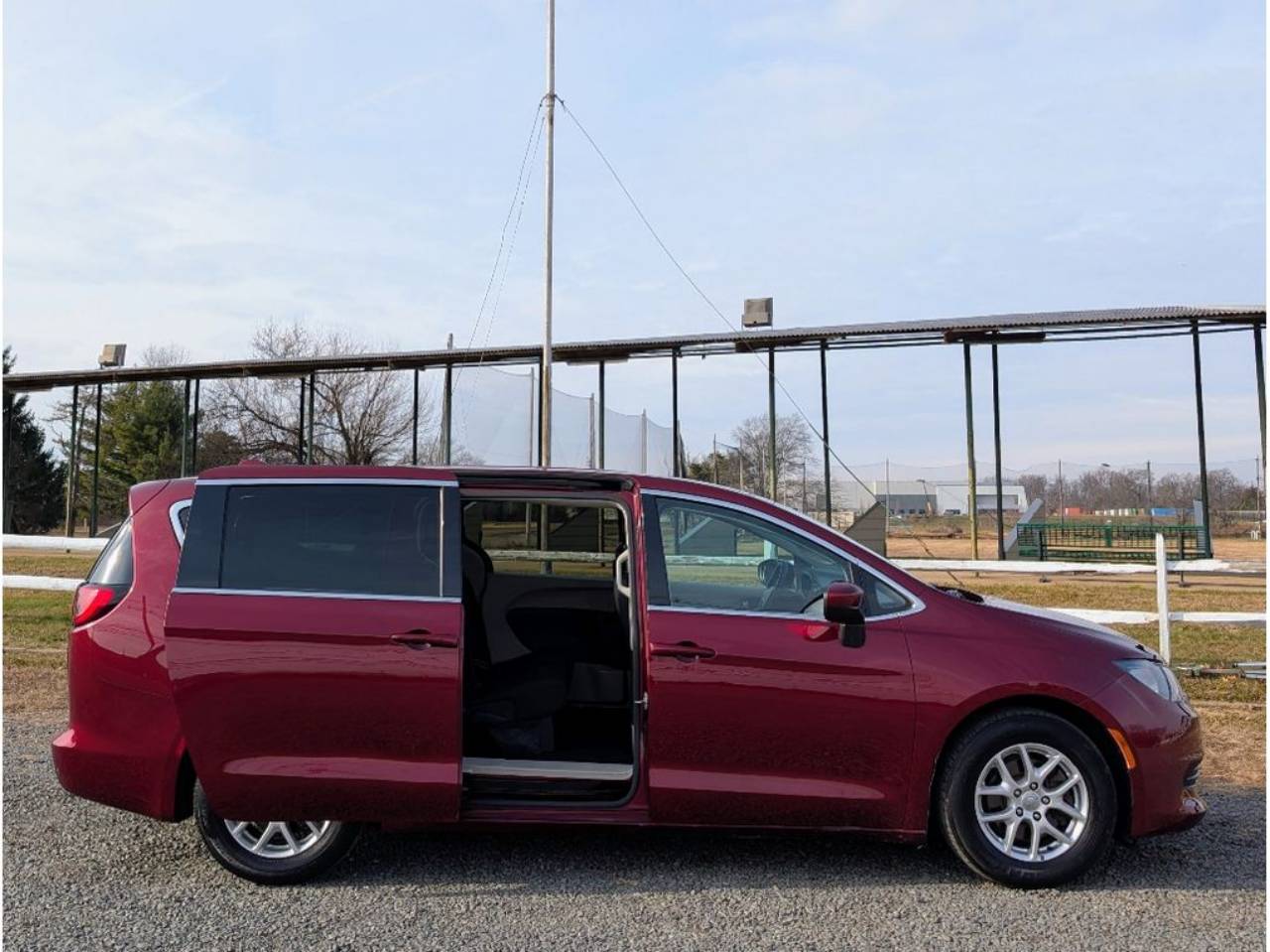 2018 Chrysler Pacifica LX - Photo 12