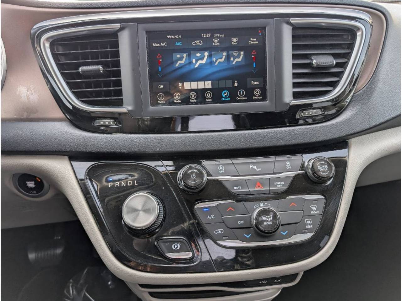 2018 Chrysler Pacifica LX - Photo 21