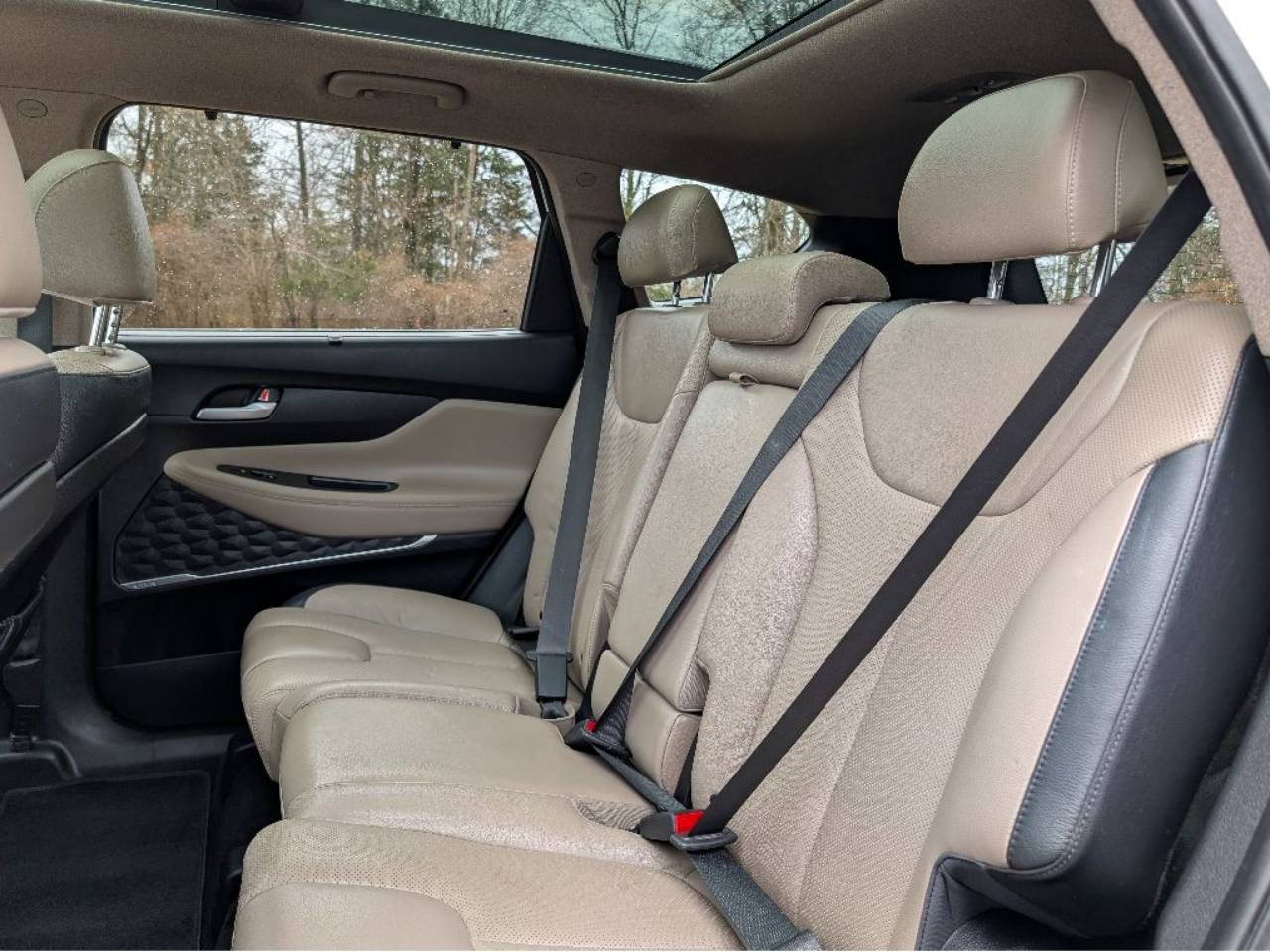 2020 Hyundai Santa Fe Limited - Photo 14