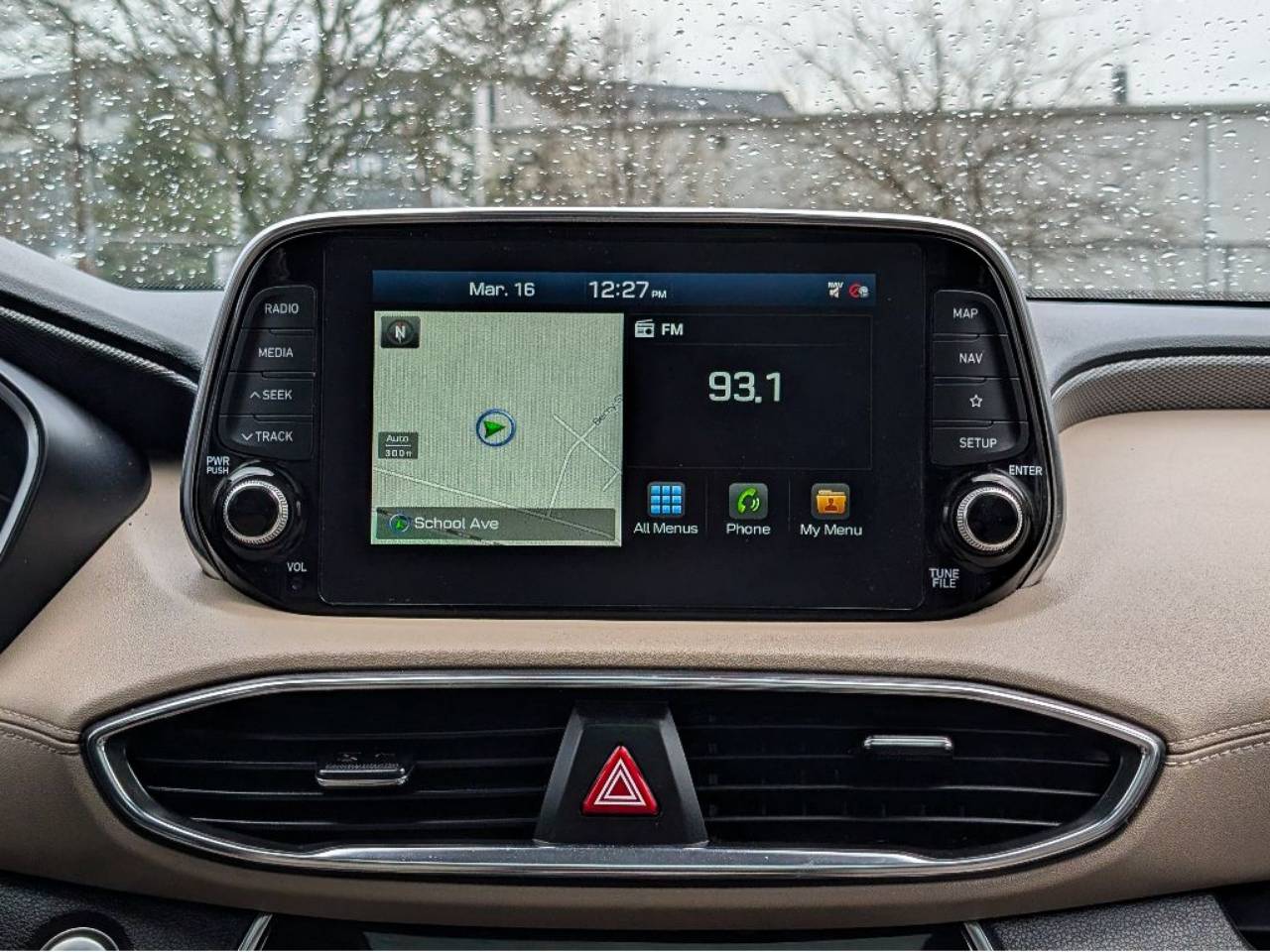 2020 Hyundai Santa Fe Limited - Photo 23