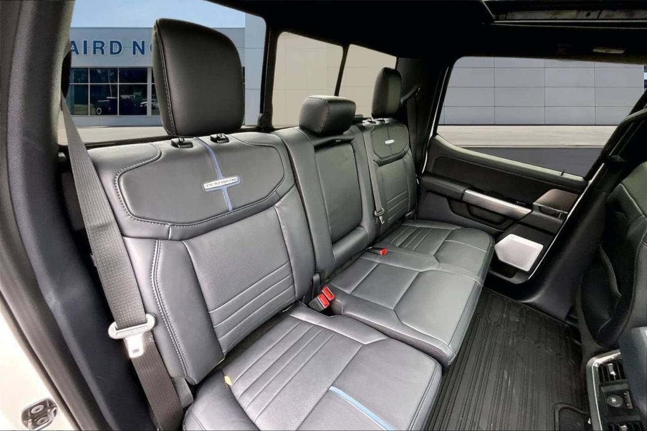 2026 Ford F-250 Super Duty Platinum - Photo 11