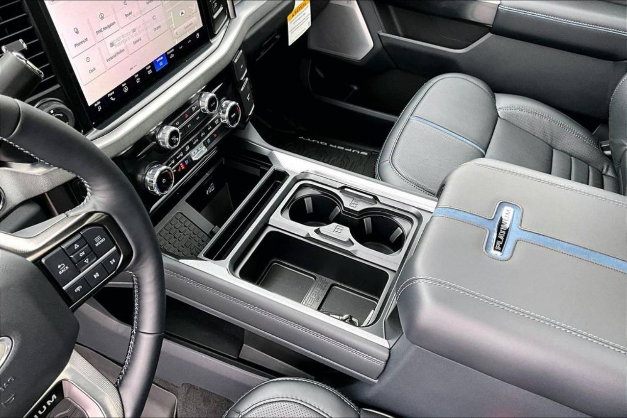 2026 Ford F-250 Super Duty Platinum - Photo 25