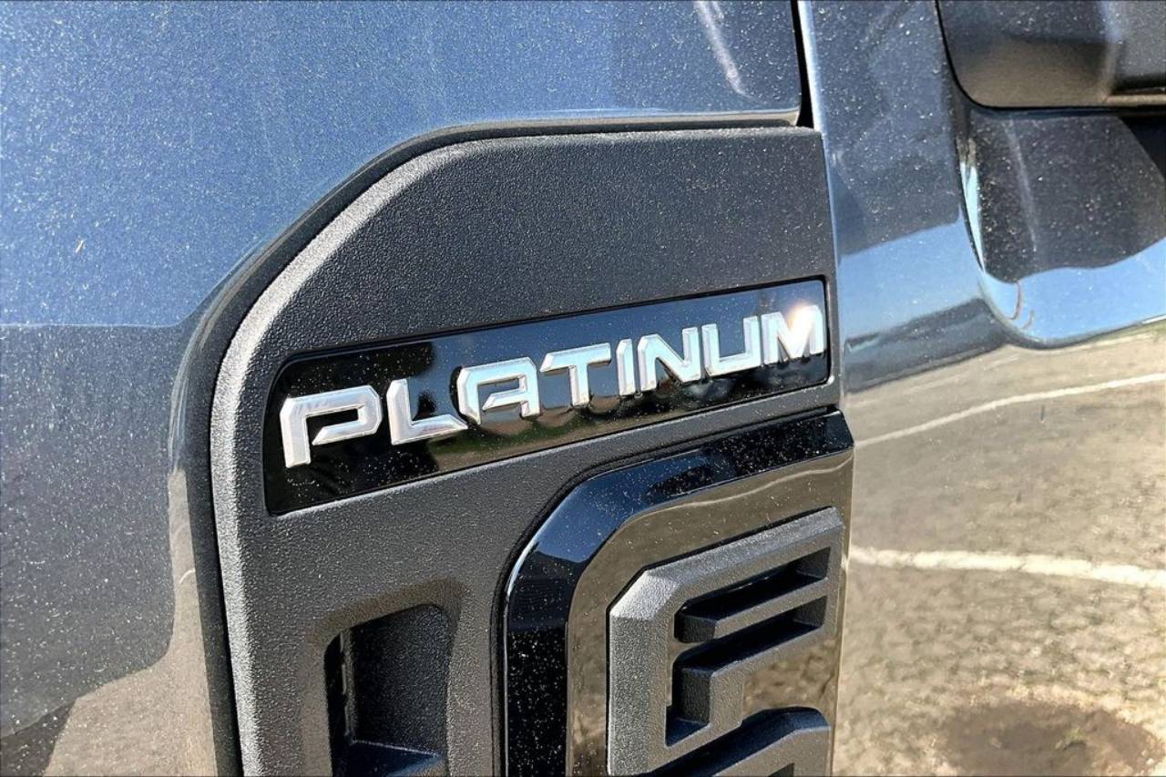 2026 Ford F-250 Super Duty Platinum - Photo 10
