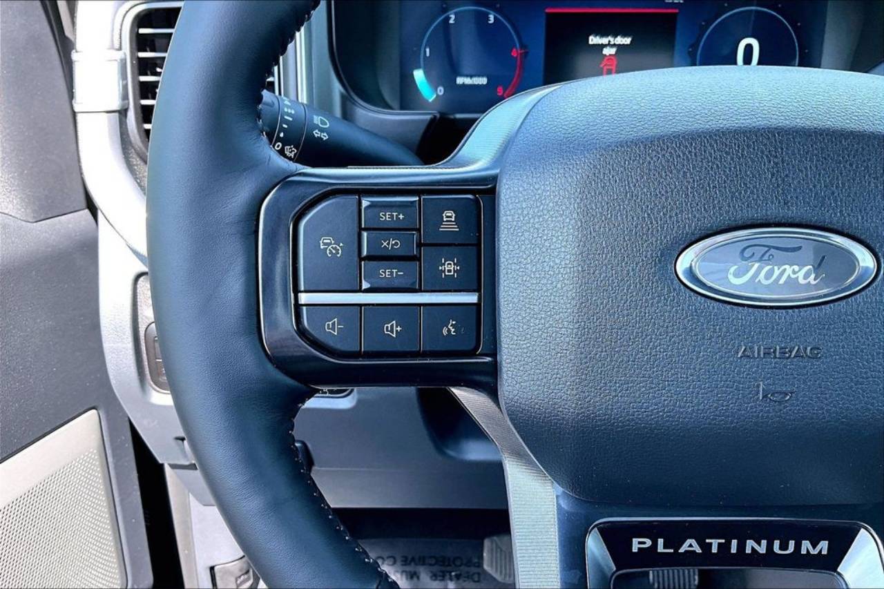 2026 Ford F-250 Super Duty Platinum - Photo 19