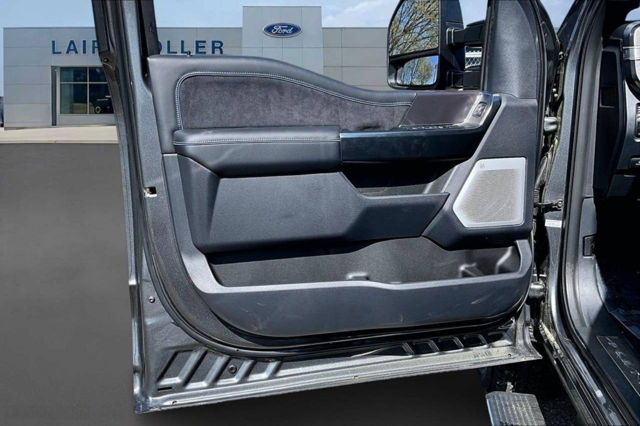 2026 Ford F-250 Super Duty Platinum - Photo 26