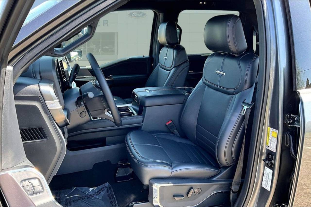 2026 Ford F-250 Super Duty Platinum - Photo 27