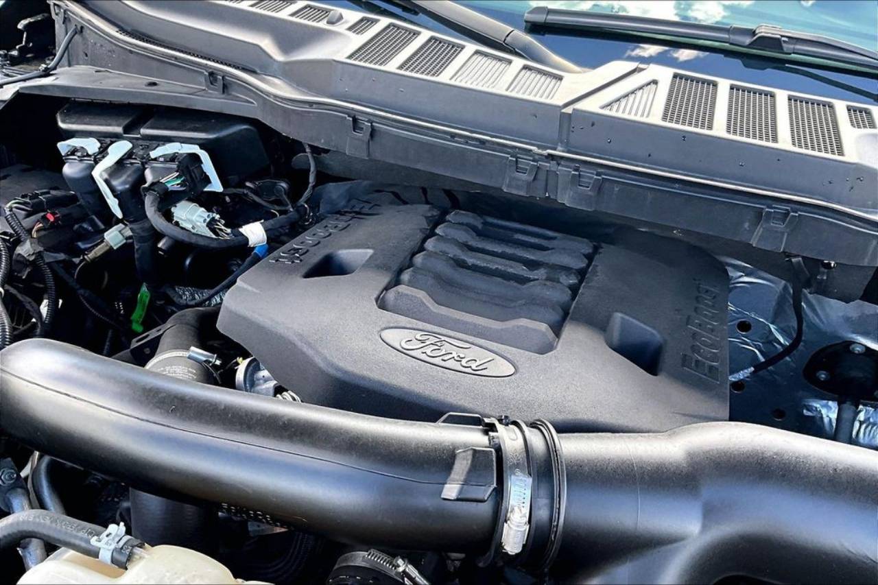2023 Ford F-150 XLT - Photo 34
