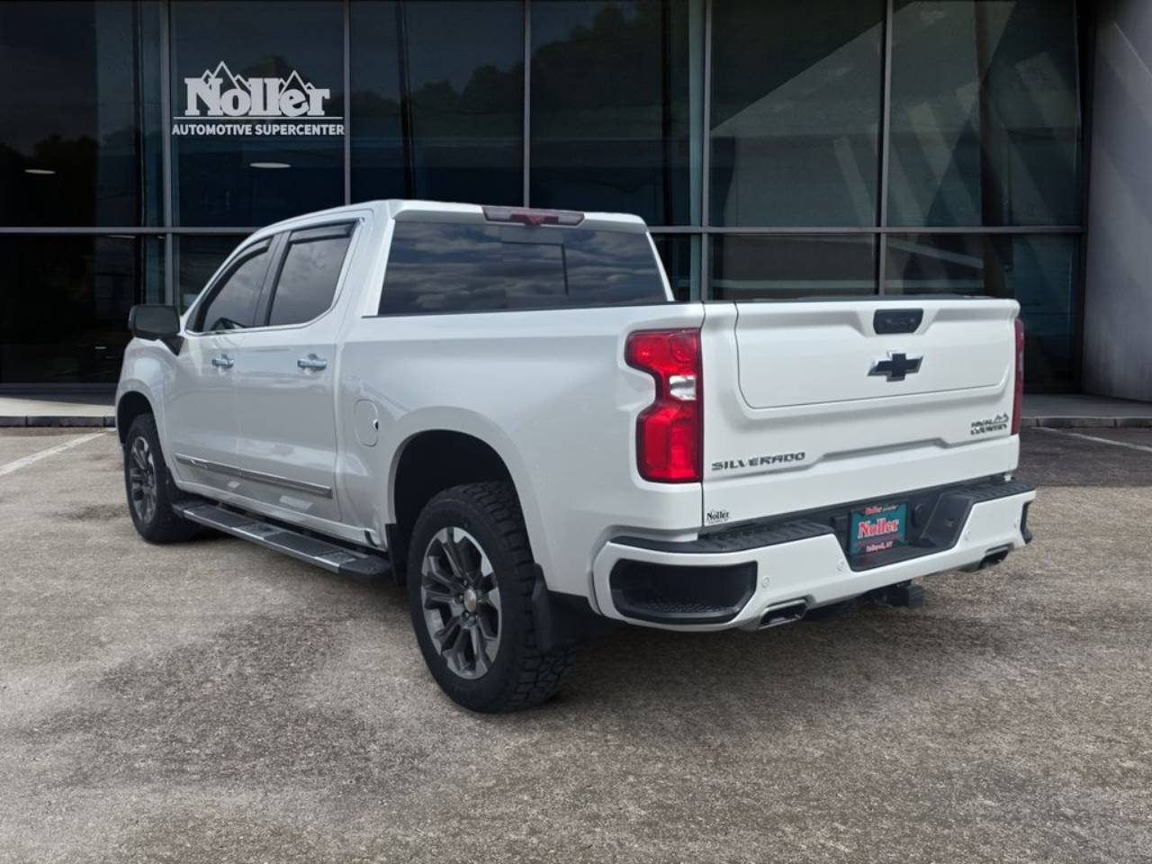 2024 Chevrolet Silverado 1500 High Country - Photo 8