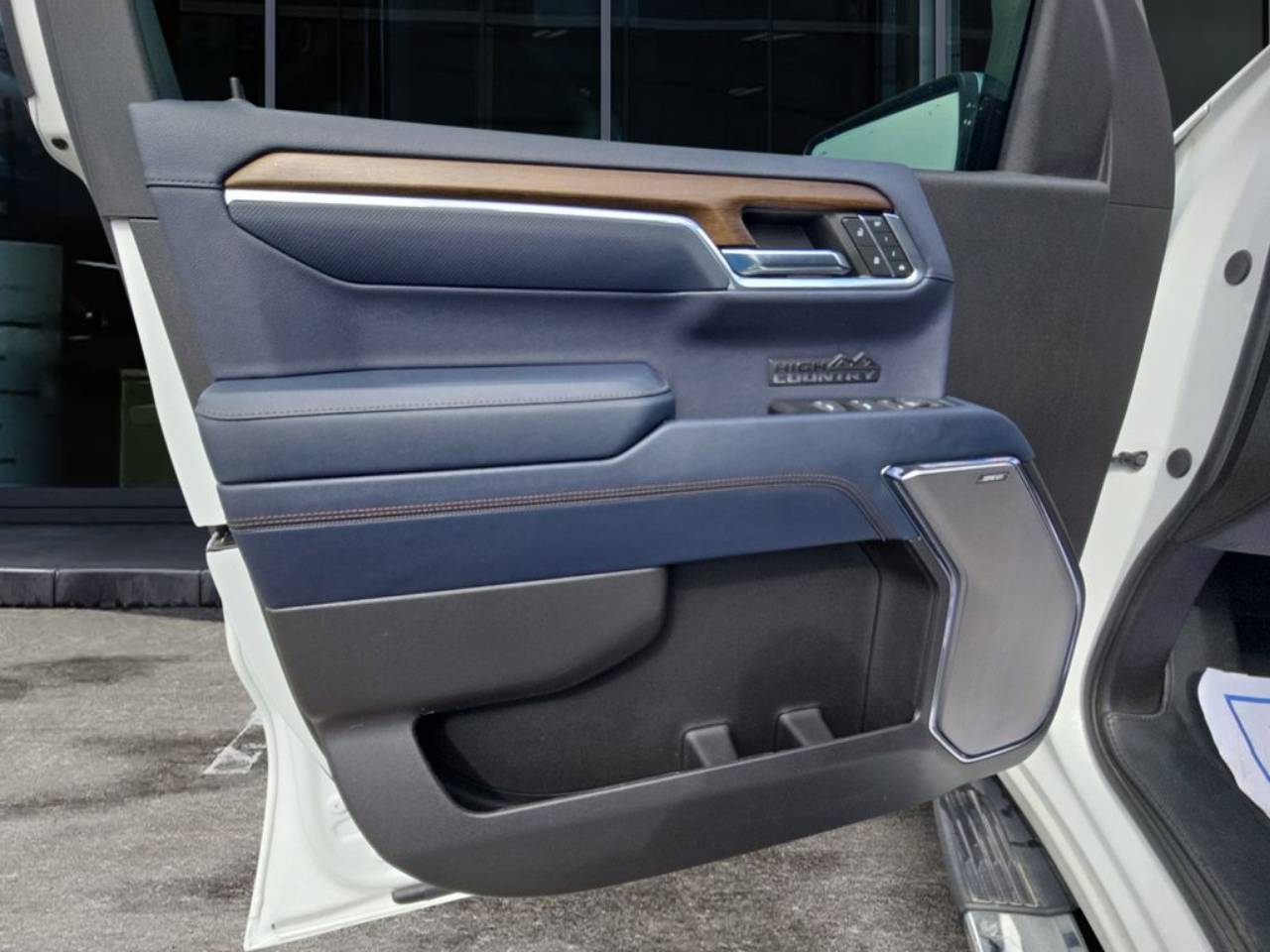 2024 Chevrolet Silverado 1500 High Country - Photo 18