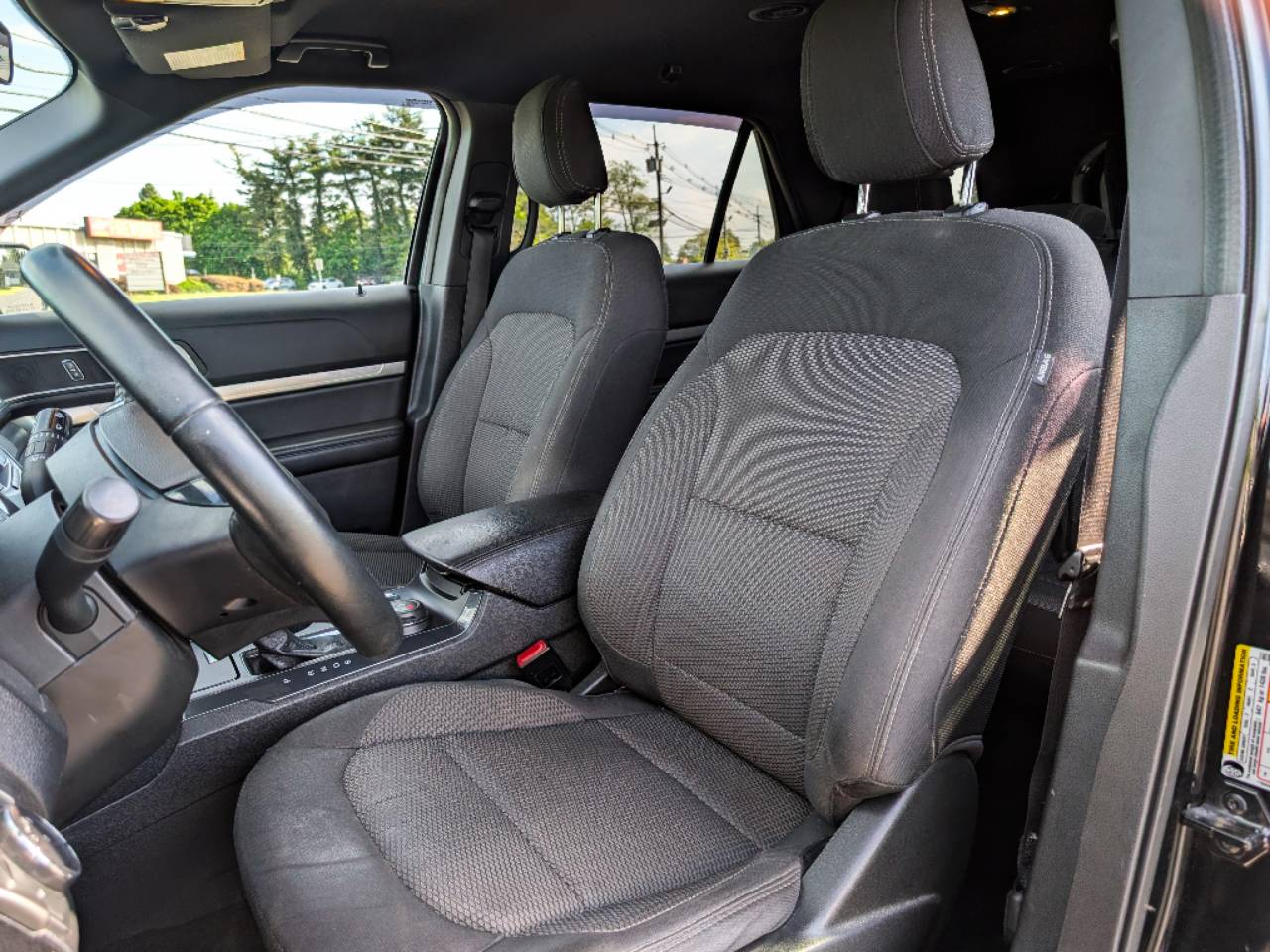 2018 Ford Explorer XLT - Photo 14