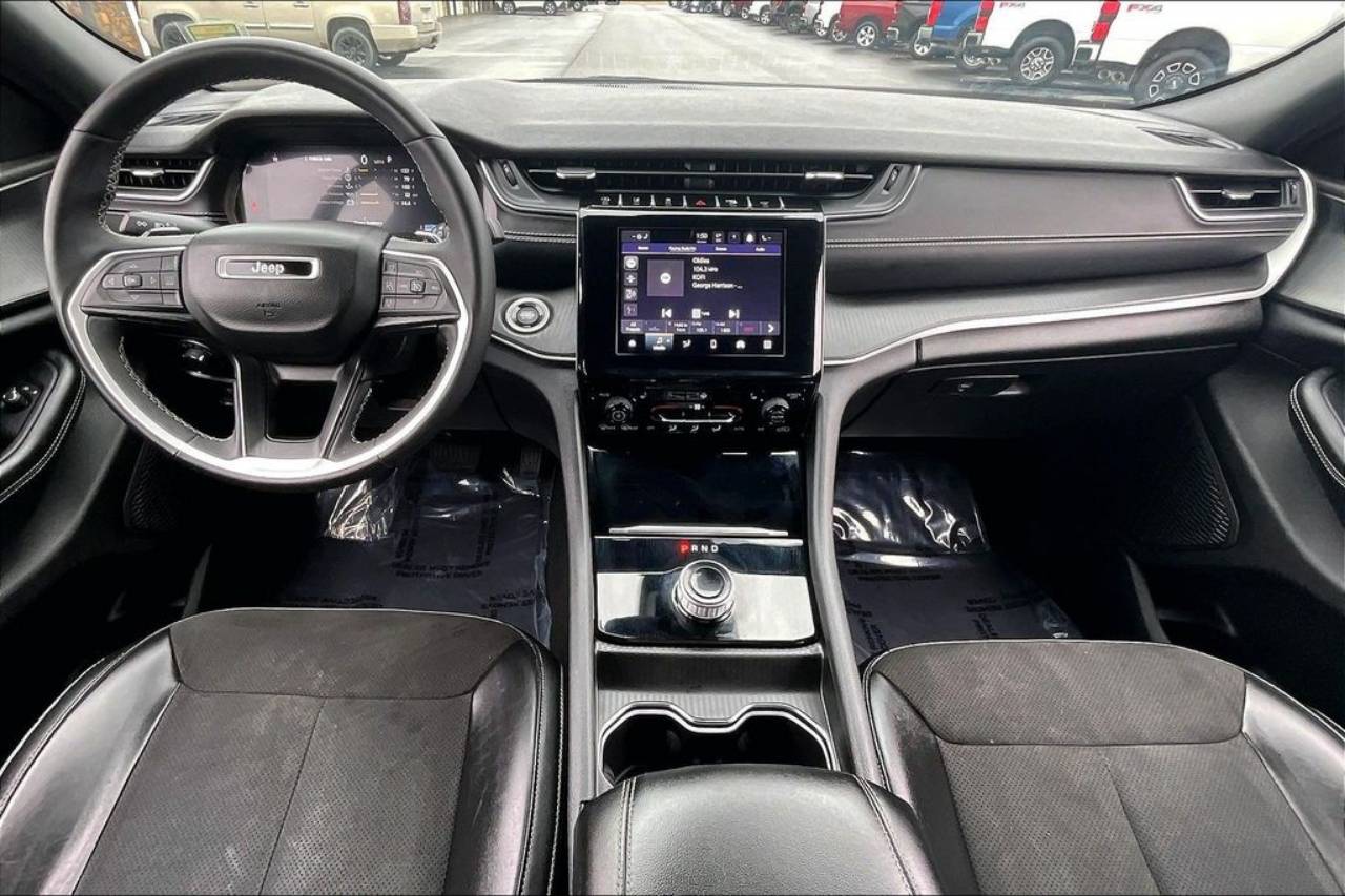 2024 Jeep Grand Cherokee Altitude - Photo 16
