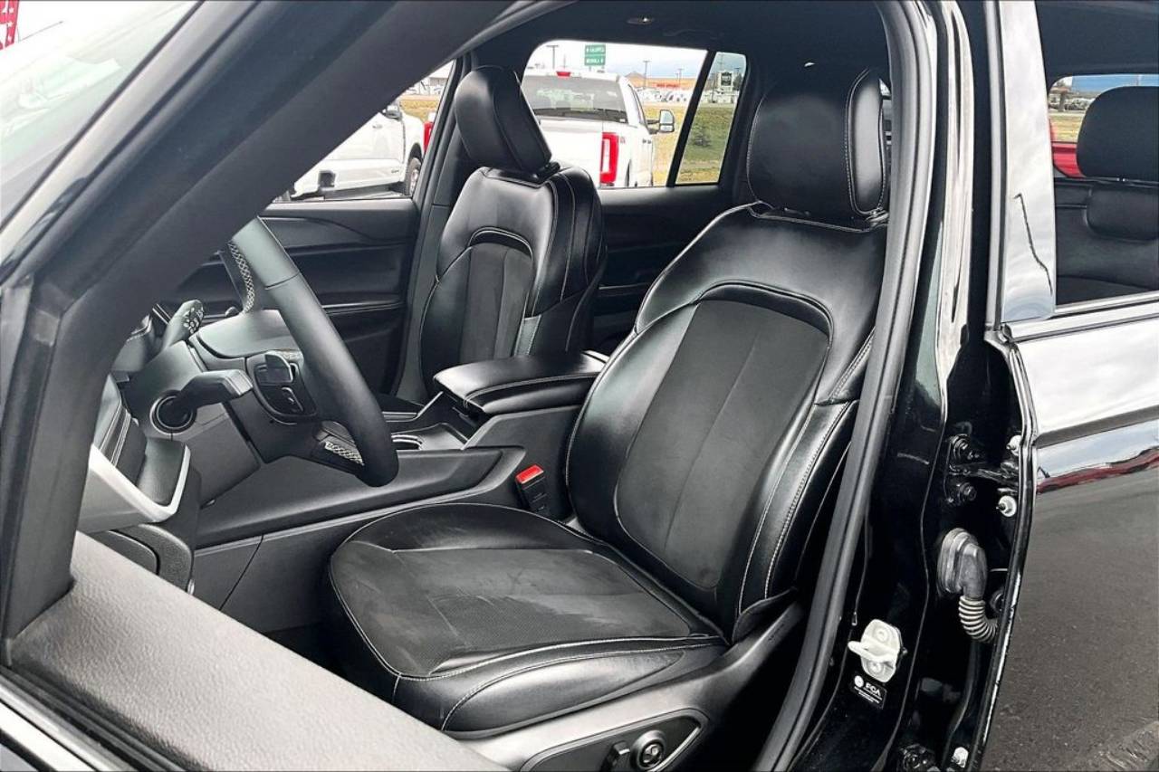 2024 Jeep Grand Cherokee Altitude - Photo 25