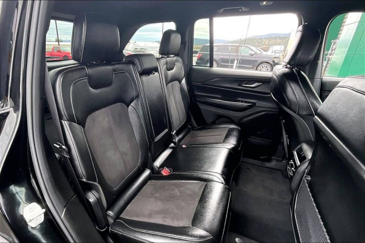 2024 Jeep Grand Cherokee Altitude - Photo 27
